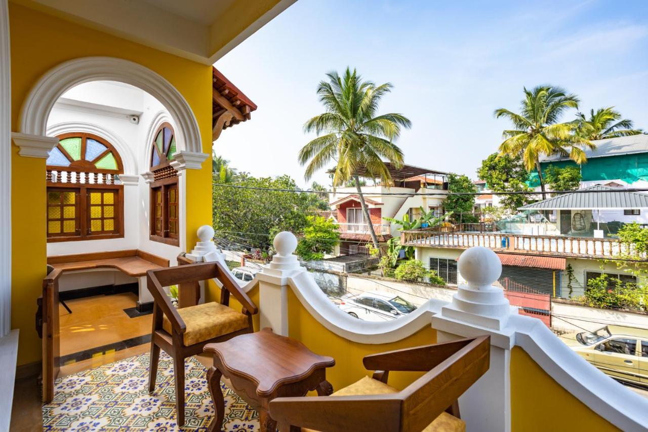 The Barracks Cochin Apartment Kochi Bagian luar foto
