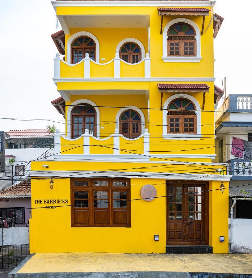 The Barracks Cochin Apartment Kochi Bagian luar foto
